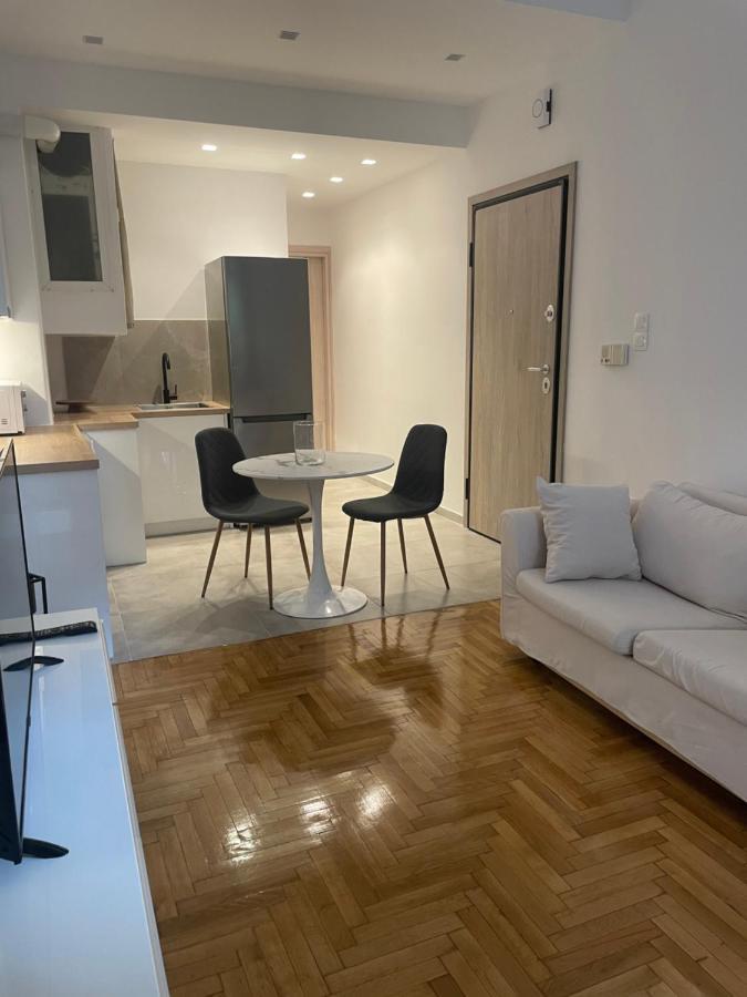 Apartment Dot House *